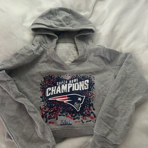 Patriots Sweatshirt size Small